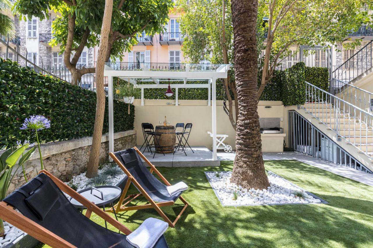 Luxury 3 Bdr Garden & Parking - Angels' Garden Apartment Nisa Exterior foto