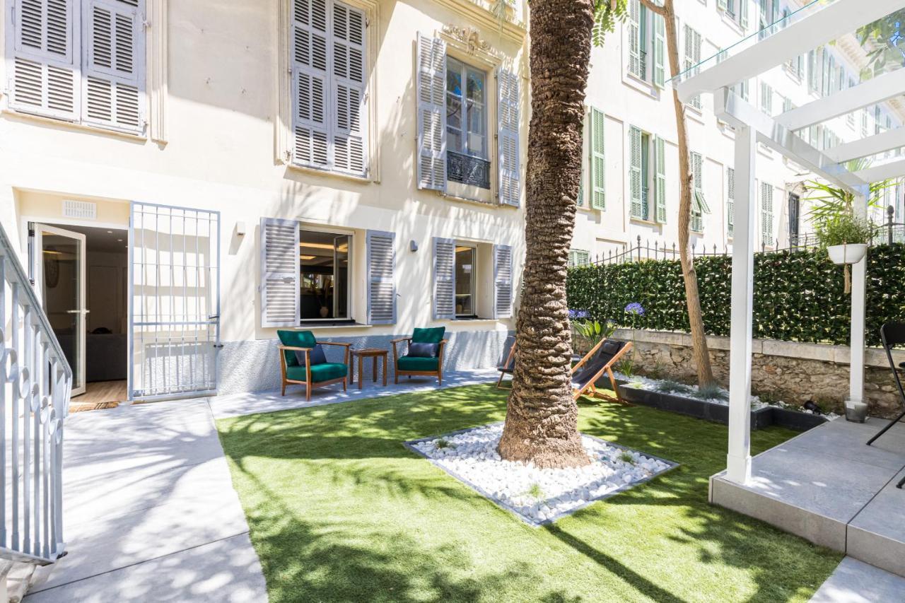 Luxury 3 Bdr Garden & Parking - Angels' Garden Apartment Nisa Exterior foto