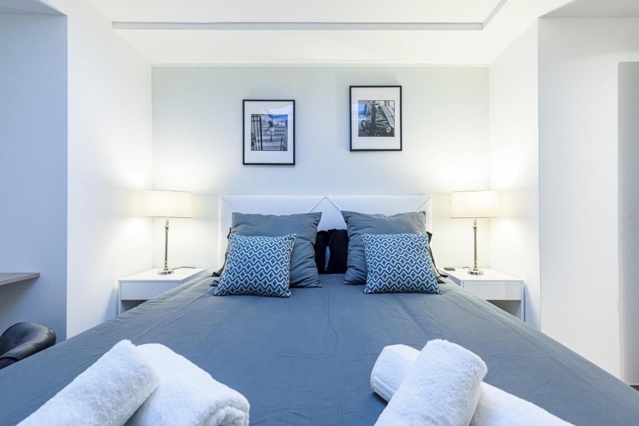 Luxury 3 Bdr Garden & Parking - Angels' Garden Apartment Nisa Exterior foto